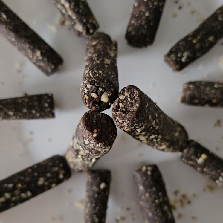 Nutty Orange Rollups – Gluten-Free Citrus Snack with Almond Flour, Carob & Dates